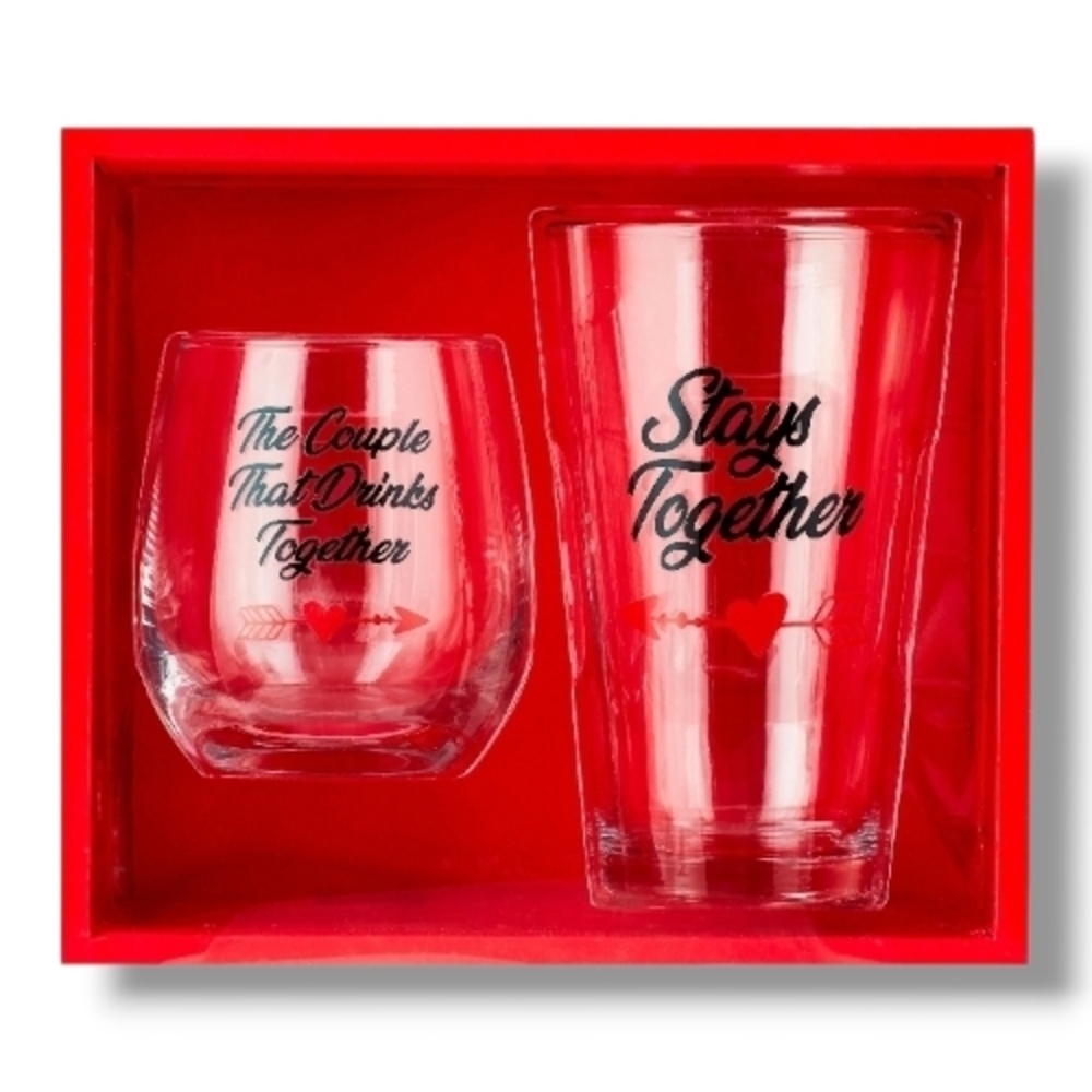 🔴 LAST CHANCE ITEM NEW Wine Glass Toasting Set The Couple That Drinks Together